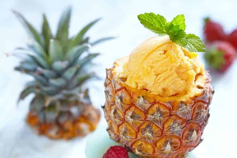 Frozen pineapple sorbet for a healthy dessert